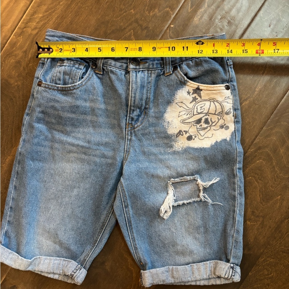Epic Threads Artistic Blue Jean Shorts - Picture 5 of 6